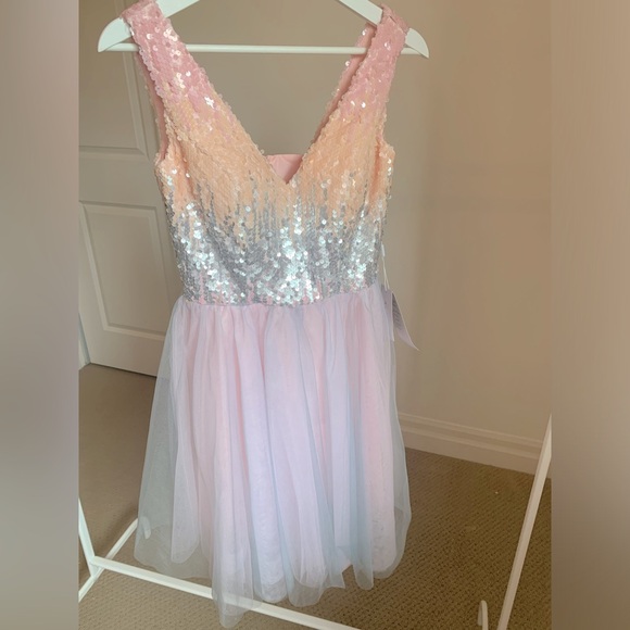 Youth XS special occasion mini dress. - Picture 1 of 4